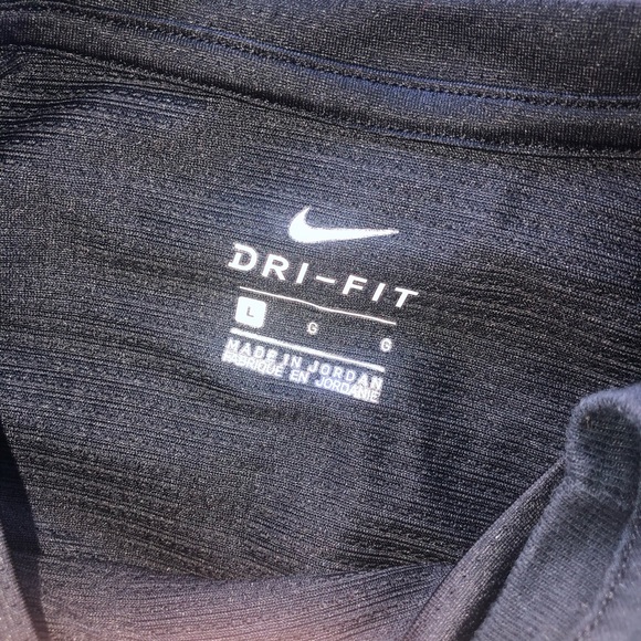 Nike Cropped T-shirt - Picture 2 of 2